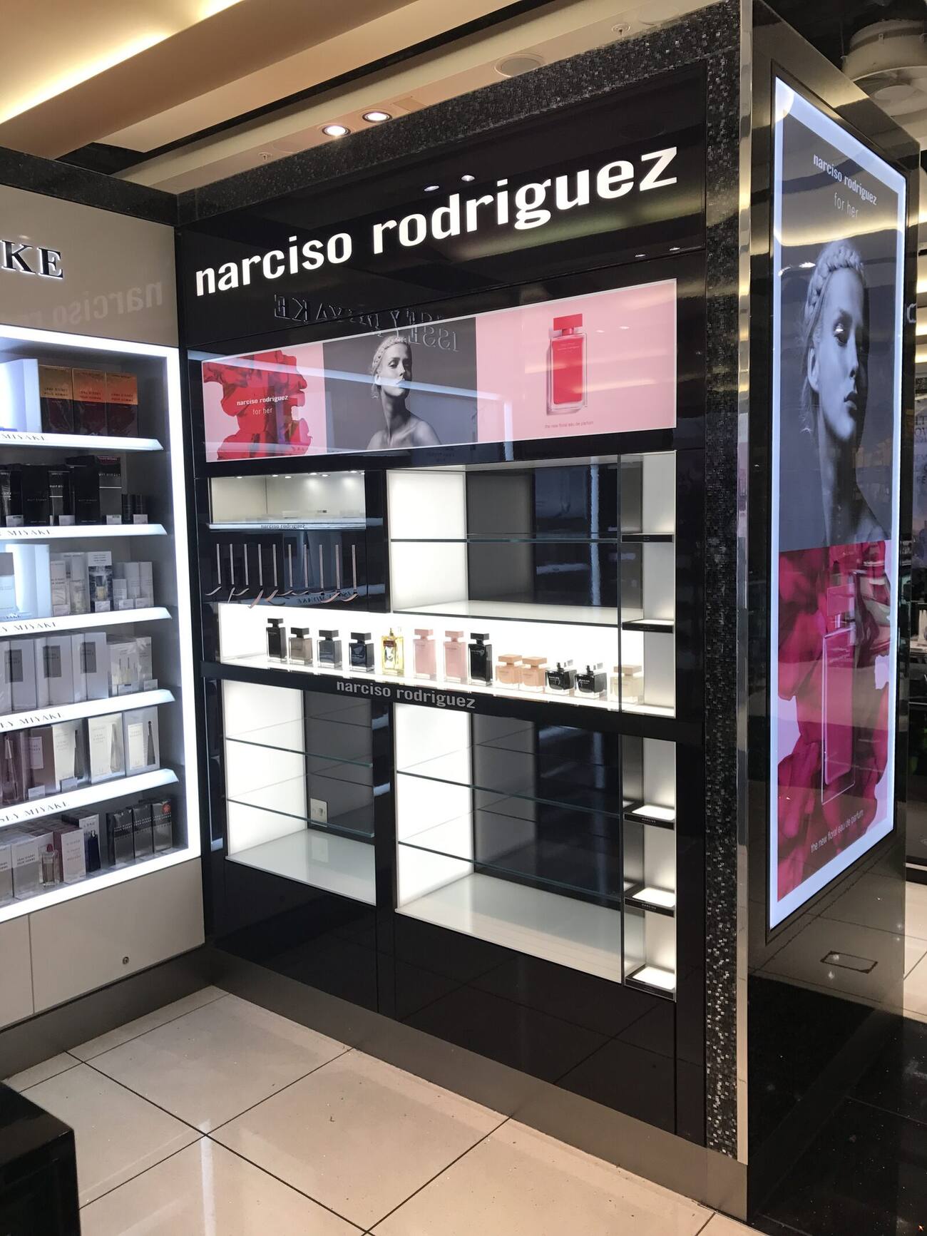 Narciso Rodriguez illuminated fragrance display tower